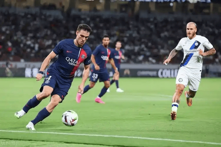 里昂发布备战花絮，加时末段防线松动，法国杯任务艰巨，纪律约束更严格(少女前线法兰克福战役)-爱游戏体育